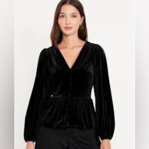 NEW Old Navy Velvet Top